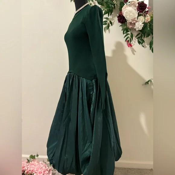 Elegant Dark Green Long Sleeve Dress - Picture 9 of 11
